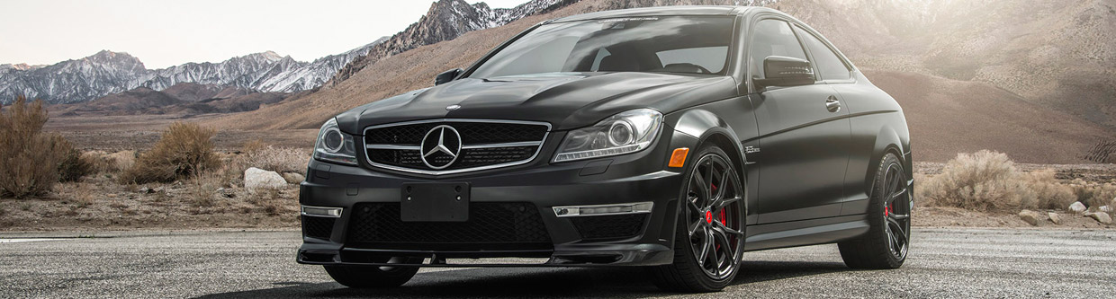 Vorsteiner Mercedes-Benz C63 AMG Front View 