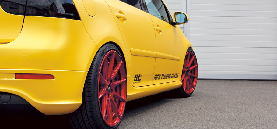 RFK Volkswagen Golf Mk 5 R32 Rear View & Wheels