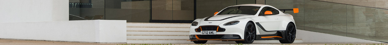 2015 Aston Martin GT12