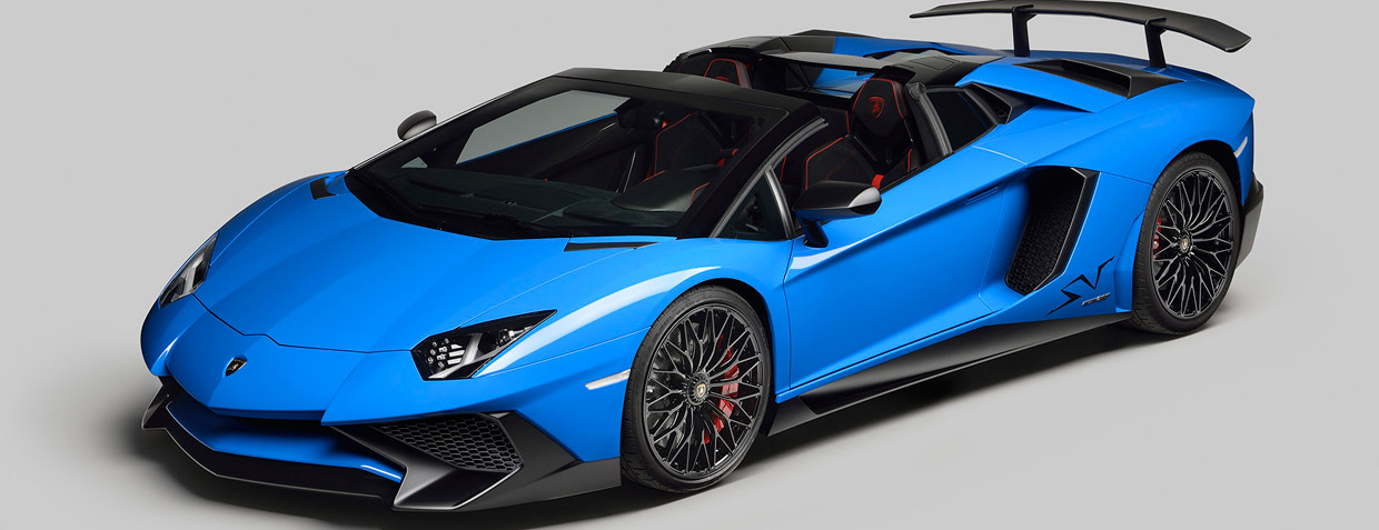 2017 Lamborghini Aventador LP 750-4 SuperVeloce Roadster Front View