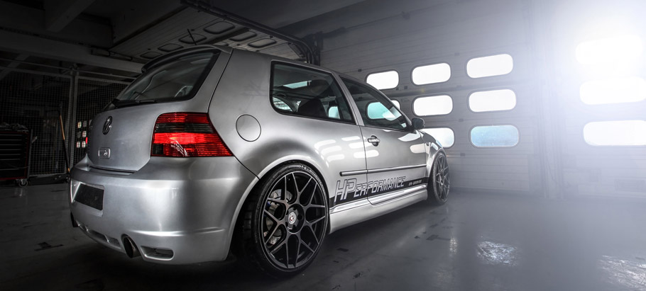 HPerformance Volkswagen Golf R32 Rear View