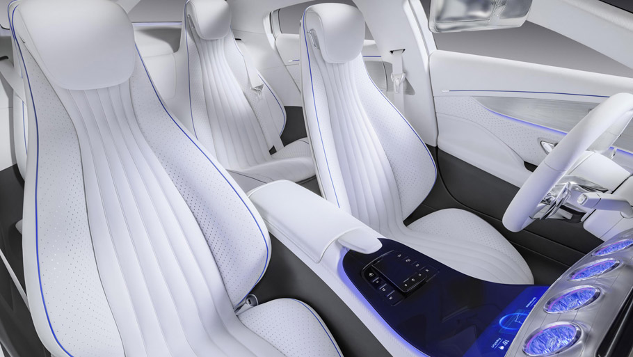 Mercedes-Benz Concept IAA - Interior 