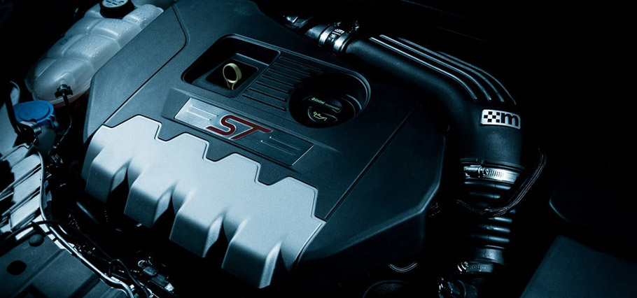 2015 Ford Focus ST by Mountune Performance Engine