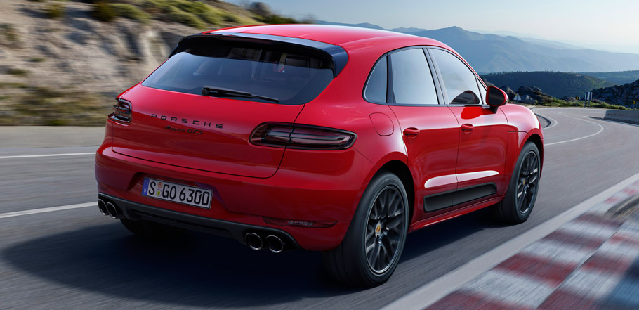 Porsche Macan GTS Rear View