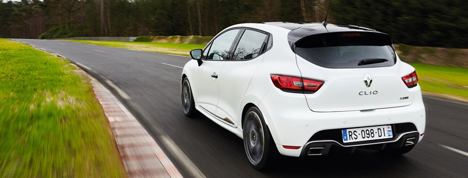 2015 Renault Clio Renault Sport 220 Trophy