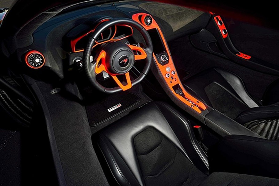 McLaren MP4-12C High Sport Interior 