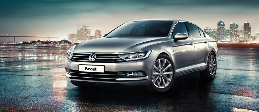 Volkswagen Passat SE Business Front View