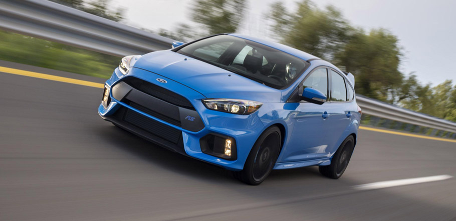 2016 Ford Focus RS Front View