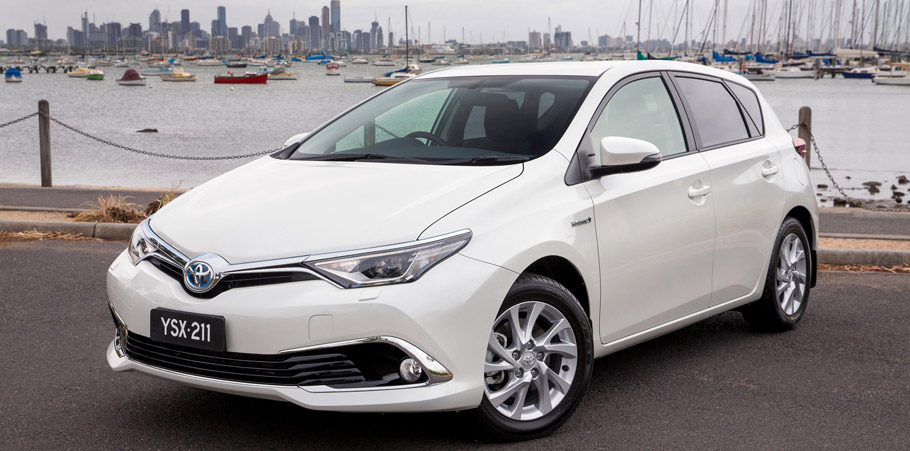 Toyota Corolla 1.8-litre Hybrid Front View