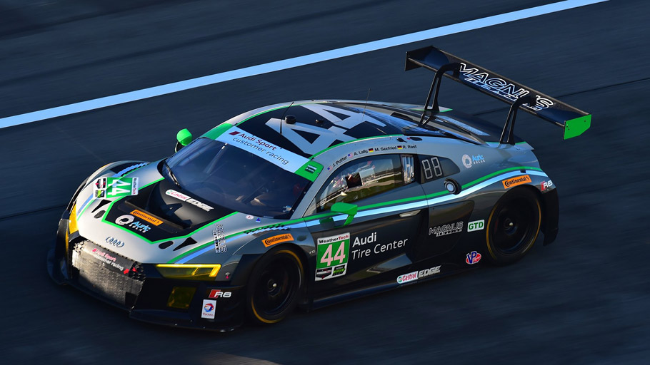 Audi R8 LMS #44 Magnus Racing