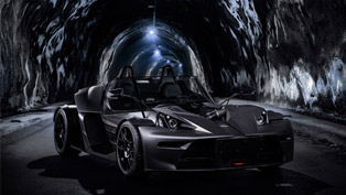 You Have to See the KTM X-Bow GT Black Edition Before You Watch the New Batman Movie! 