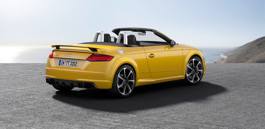 2016 Audi TT RS Roadster