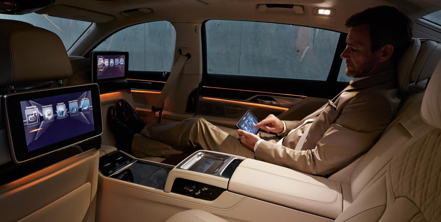 2016 BMW 7 Series Lounge 