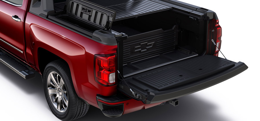 Chevrolet Silverado High Desert package cargo 