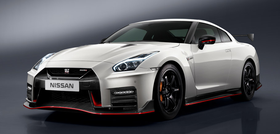 2017 Nissan GT-R NISMO 