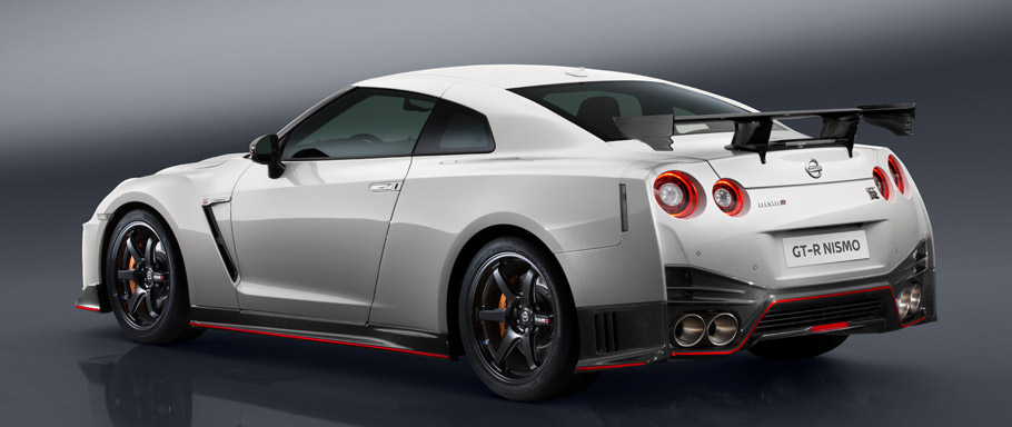 2017 Nissan GT-R NISMO 