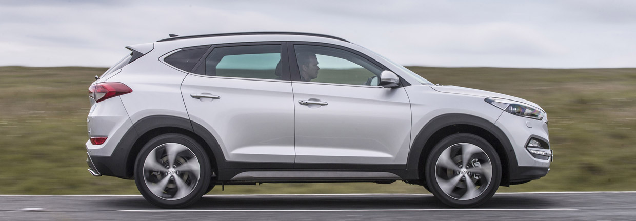 Hyundai Tucson side view