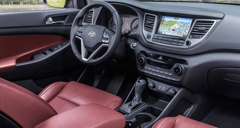 Hyundai Tucson interior 