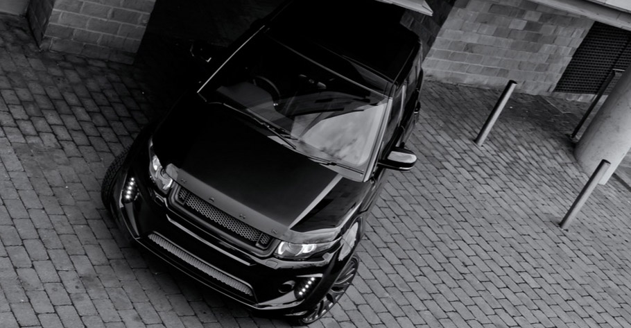 Kahn Range Rover Evoque Dynamic Luxury Edition front view