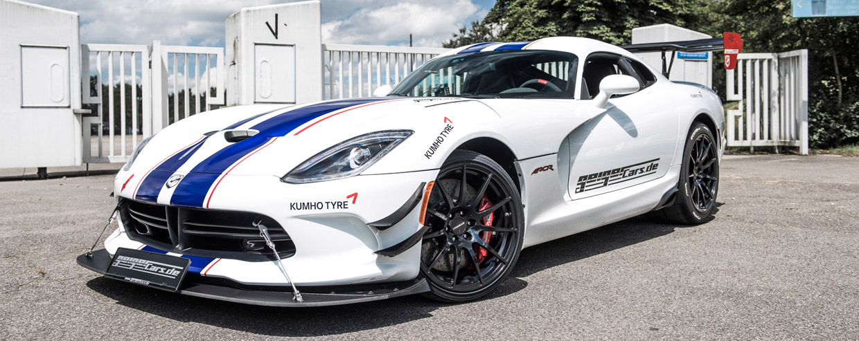 GeigerCars.de Dodge Viper ACR side view