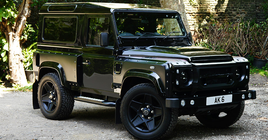 Kahn Land Rover Defender London Motor Show Edition CTC front view