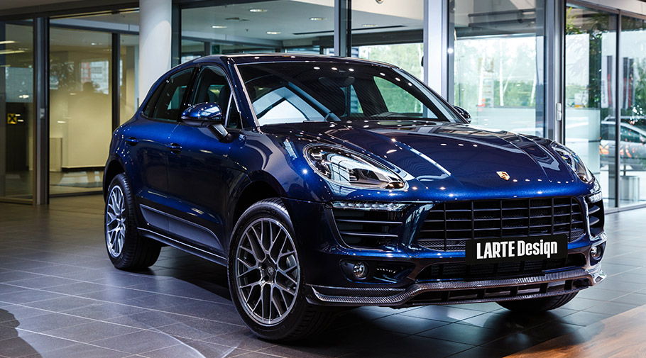 2017 LARTE Design Porsche Macan 