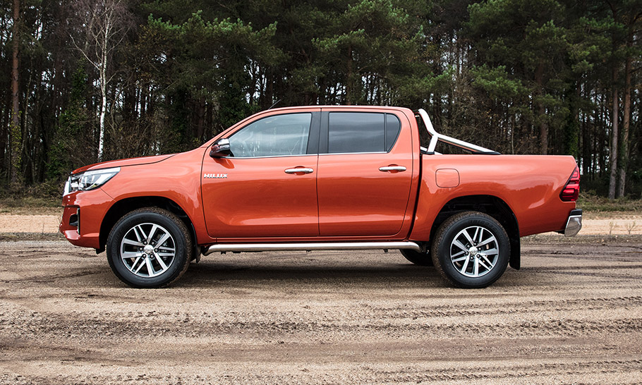 2018 Toyota Hilux Invincible X