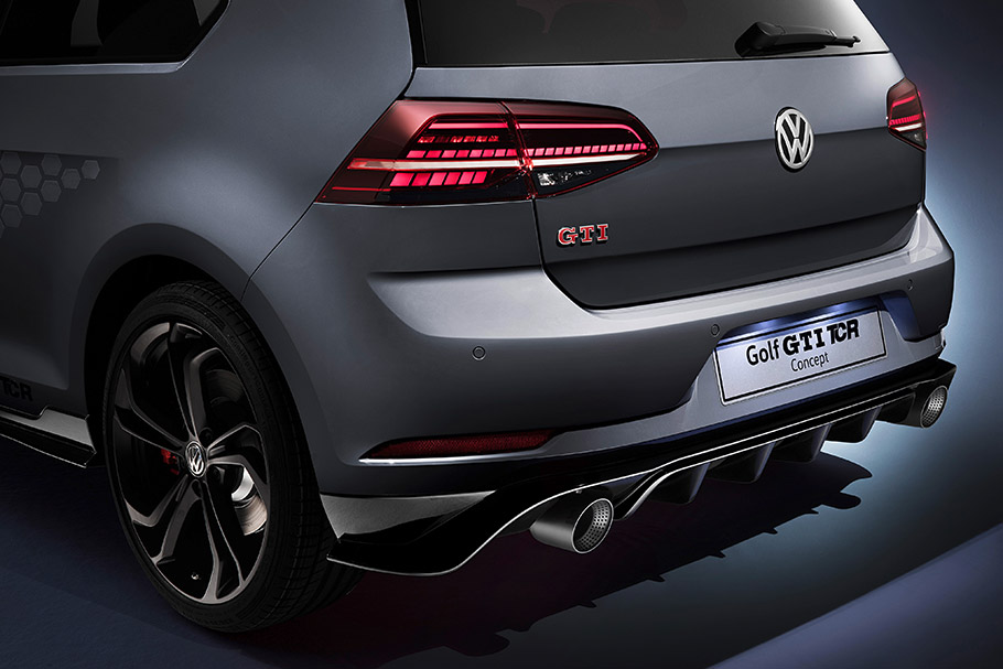 2018 Volkswagen Golf GTI TCR