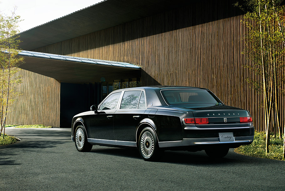 2018 Toyota Century 