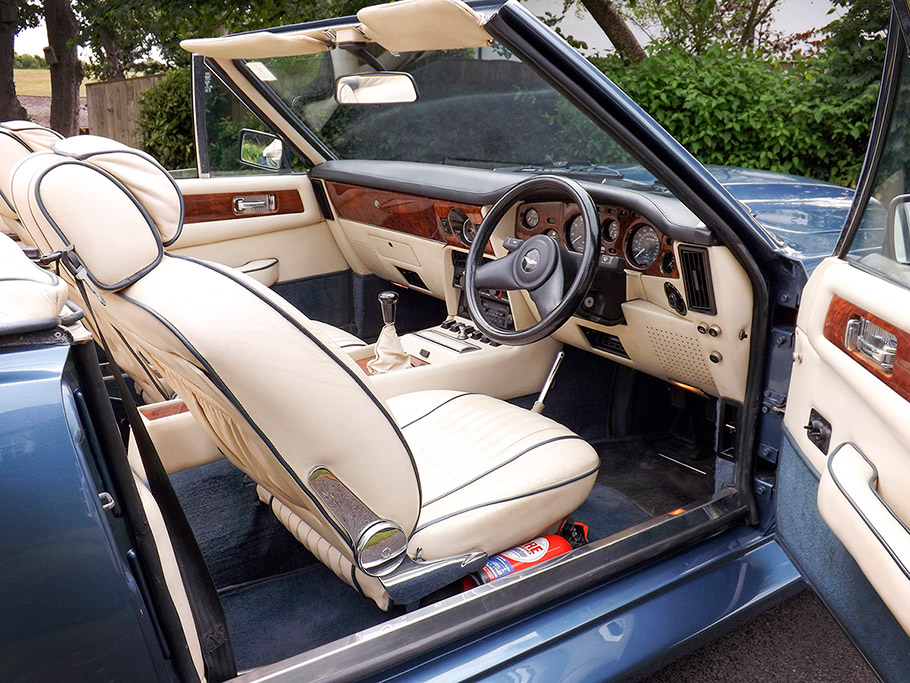 1987 Aston Martin Vantage Volante X-Pack 