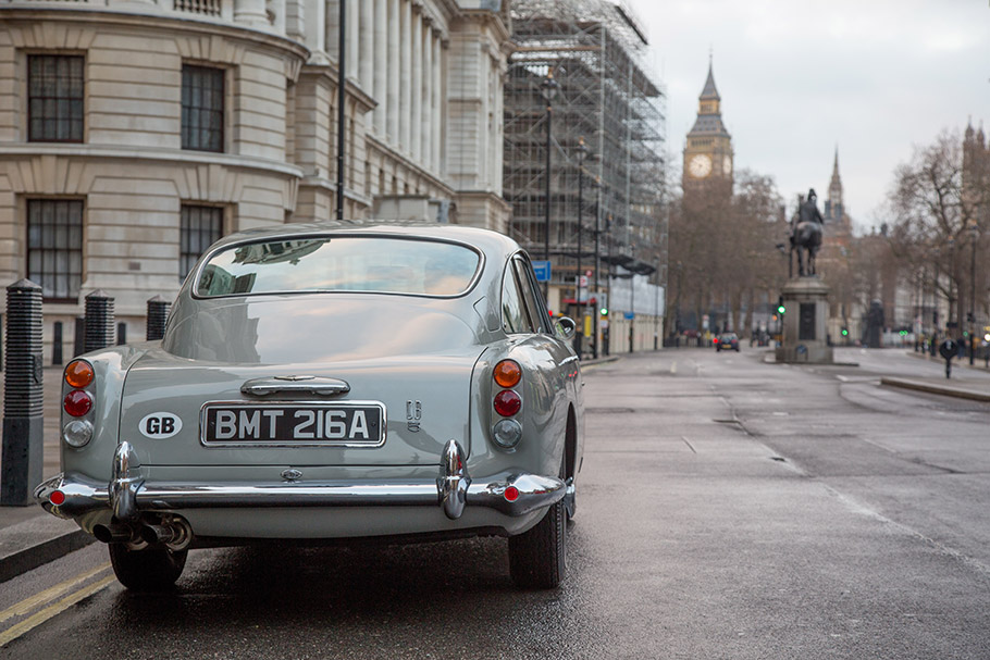 1965 Aston Martin Goldfinger DB5