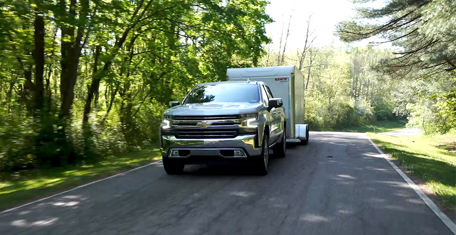 2019-Silverado-Trailering-System-910