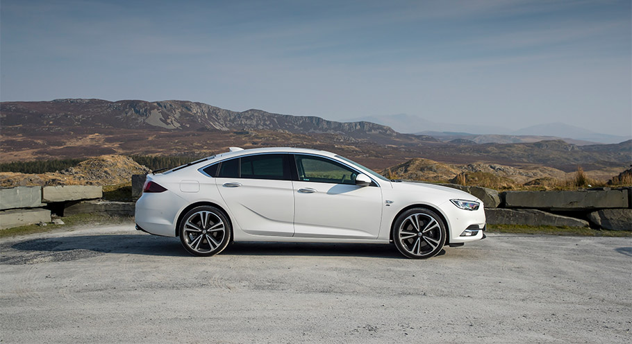 2019 Vauxhall Insignia 