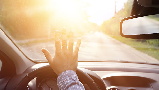Dangerous Windshield Glare Dangerous Windshield Glare
