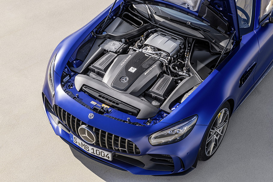 2019 Mercedes-AMG GT-R Roadster 