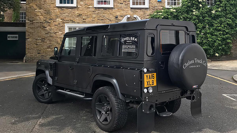 2019 Kahn Design Land Rover Defender End Edition