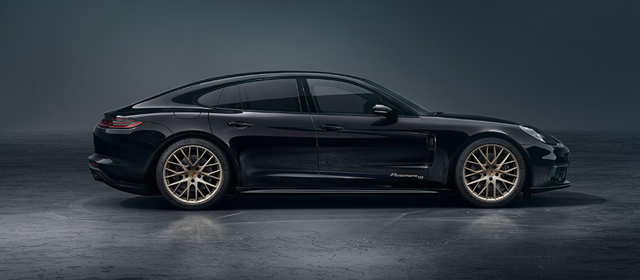 2020 Porsche Panamera 10 Year Edition