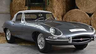 pristine jaguar e-type series 1 takes you back to the factory floor