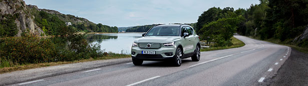 Volvo cars safety experts say: use technology to support drivers and reduce distraction Volvo cars safety experts say: use technology to support drivers and reduce distraction