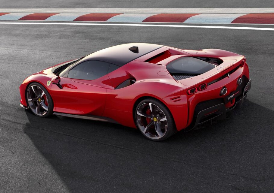 Ferrari SF90 Stradale1