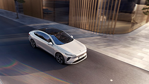 nio launches first autonomous driving model et7