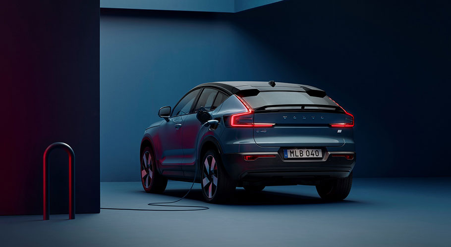 2021-Volvo-C4-Recharge-Rear