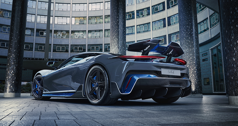 2021 Automobili Pininfarina Battista hyper GT