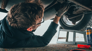 car maintenance: when it's a good idea to let a professional help