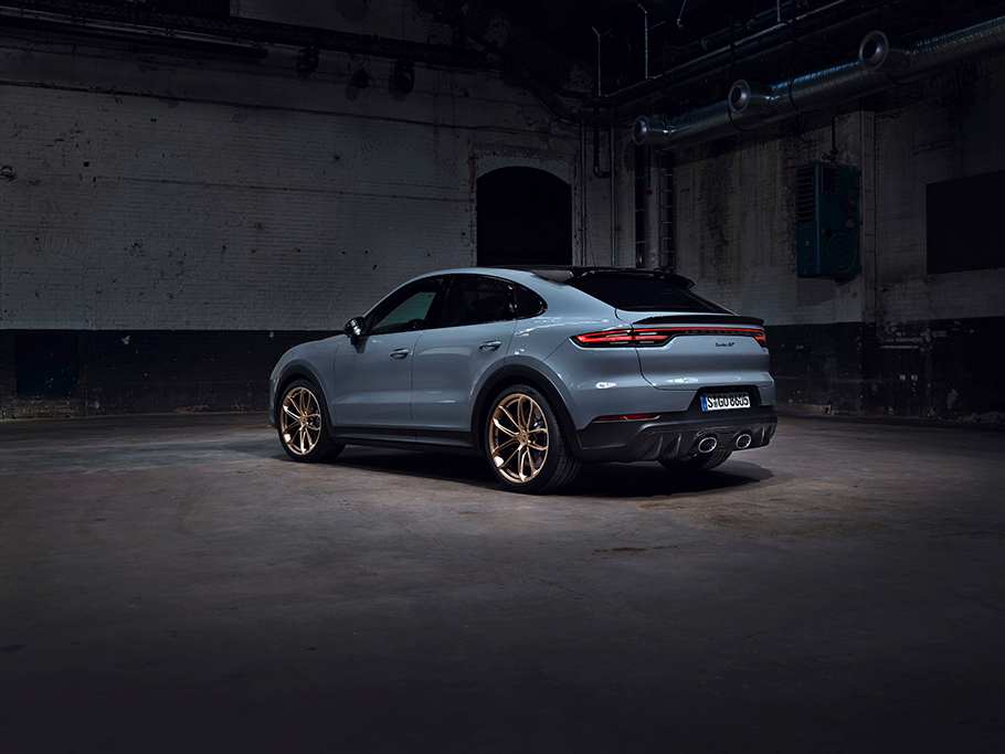 2021 Porsche Cayenne Turbo GT