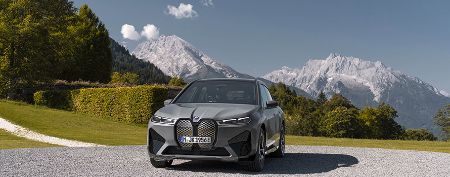 2023 BMW iX M60 - Front View