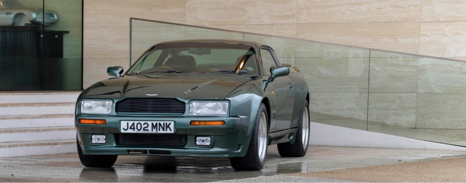 1992 Aston Martin Virage - Front Angle