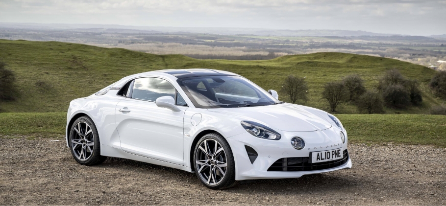 2022 Alpine A110 - Front Angle