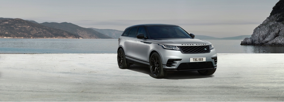 2023 Range Rover Velar HST Edition - Front Angle