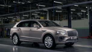 the-bentayga-ewb-azure-first-edition:-first-and-foremost